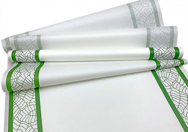 Бумага дизайнерская белый крафт 70см.* 10м. Кайма листья зеленые  Р900/11