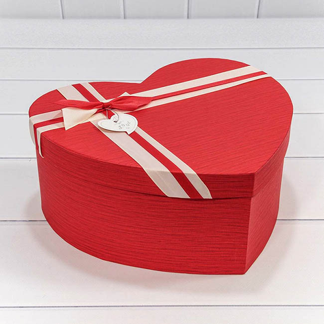 Набор коробок Сердце с двухцветным бантом 3 шт. 31*28*13,5 см. Красное  ТО-720335/3